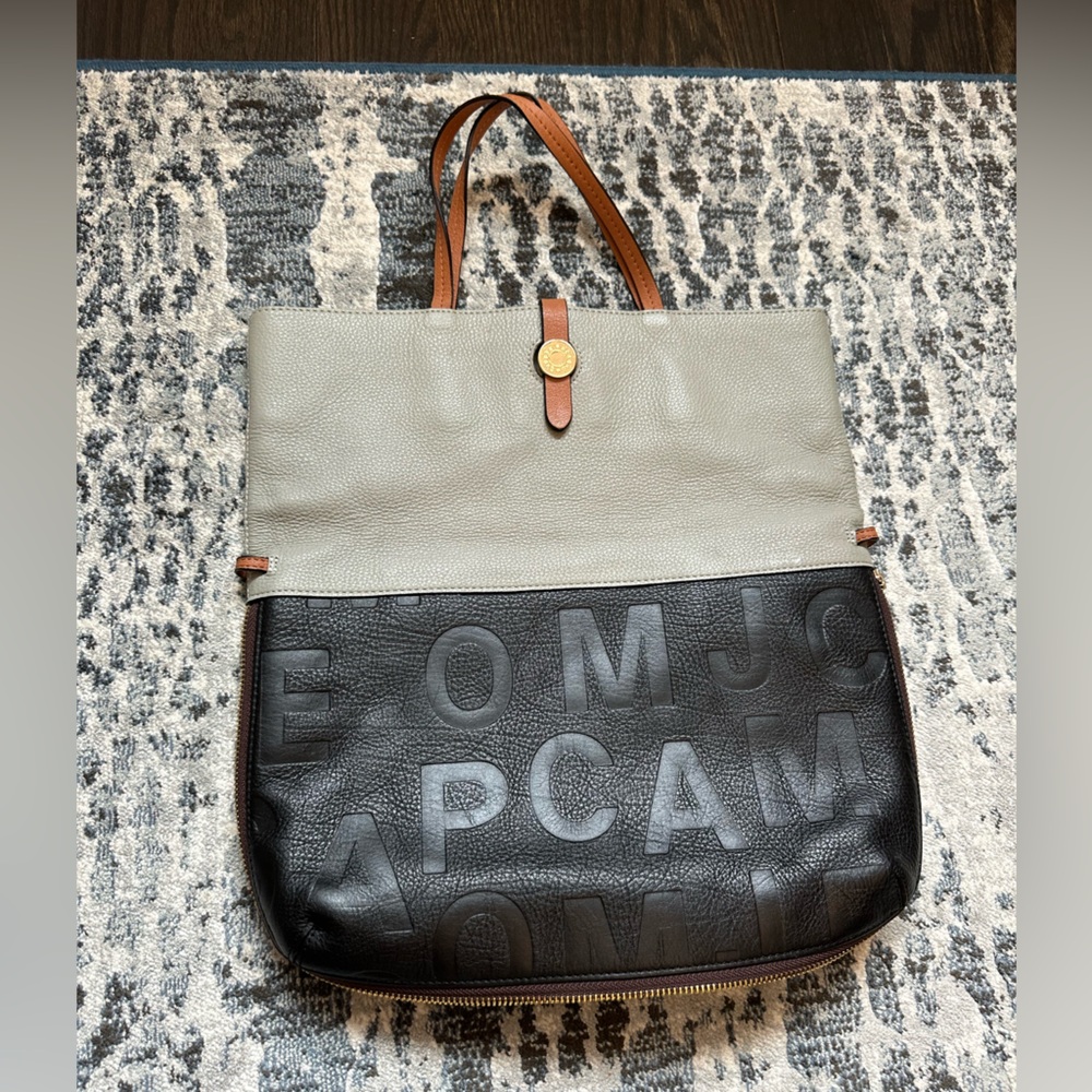 Two-Tone Leather Tote Bag - Picture 7 of 7